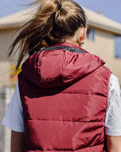 Load image into Gallery viewer, Puffer vests (SALE)
